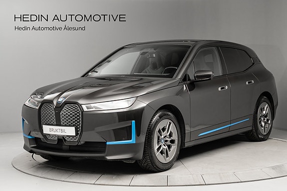 BMW iX