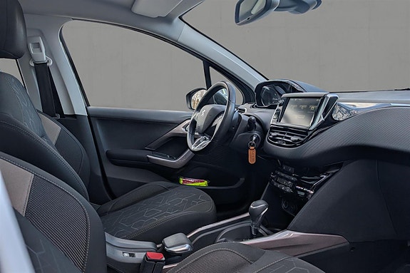 Peugeot 2008 19 of 23