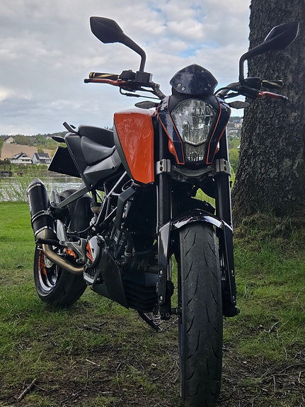 KTM 125 Duke 3 of 14