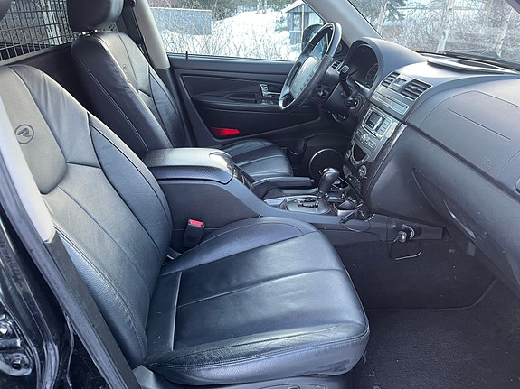 SsangYong Rexton W 11 of 18