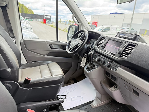 Volkswagen Crafter 3 of 5