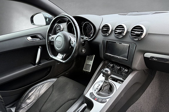 Audi TT 21 of 30