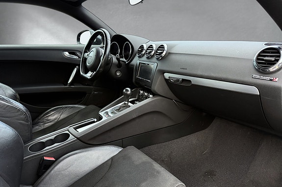 Audi TT 22 of 30