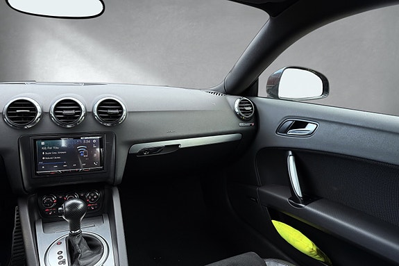 Audi TT 27 of 30
