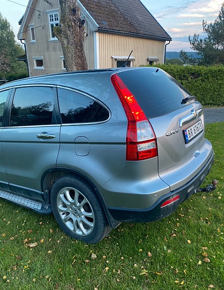 Honda CR-V 3 of 5