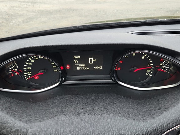 Peugeot 308 15 of 29