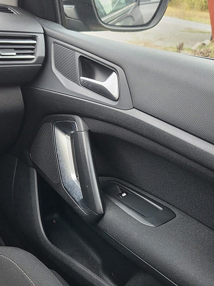 Peugeot 308 12 of 29