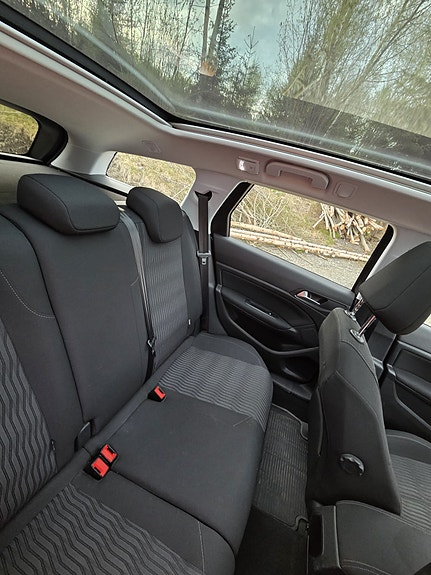 Peugeot 308 19 of 29