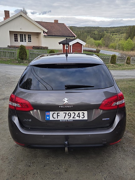 Peugeot 308 27 of 29