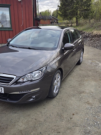 Peugeot 308 7 of 29