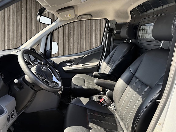 BYD T3 9 of 12