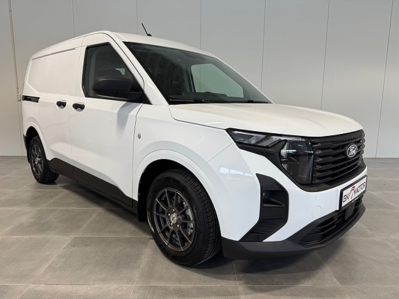Ford Transit Courier 4 of 5