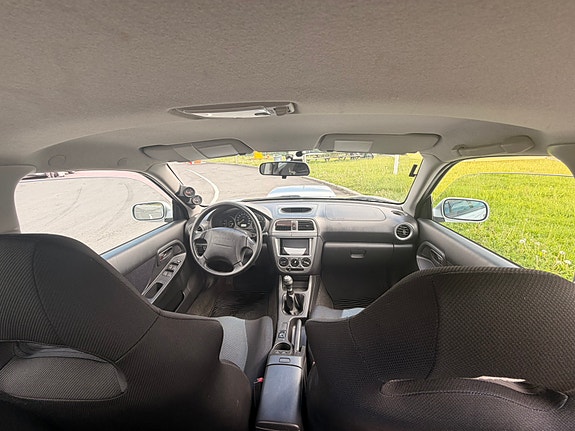 Subaru Impreza 12 of 30