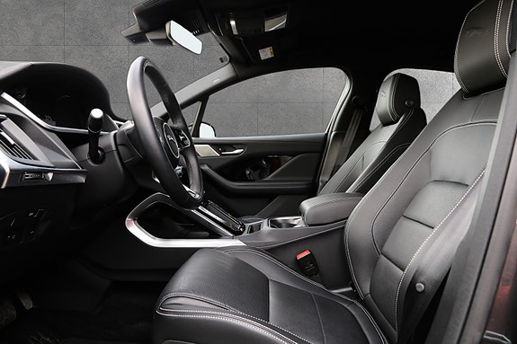 Jaguar I-PACE 10 of 20