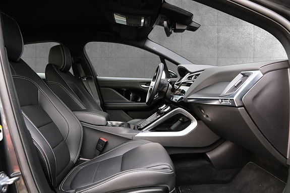 Jaguar I-PACE 14 of 20