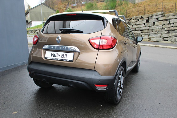 Renault Captur 4 of 5