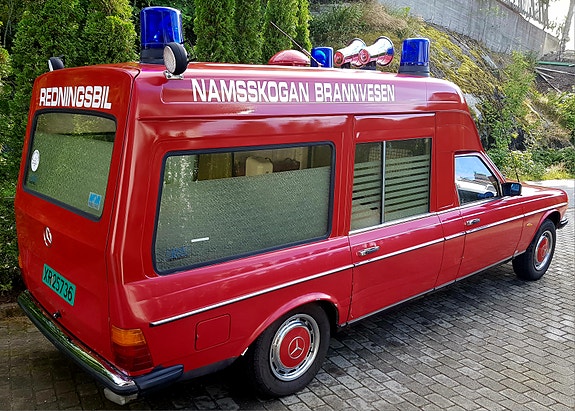Mercedes-Benz 250 5 of 30