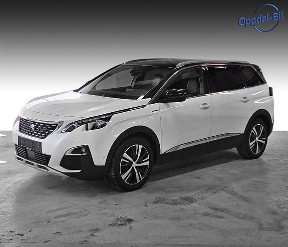 Peugeot 5008 2 of 5