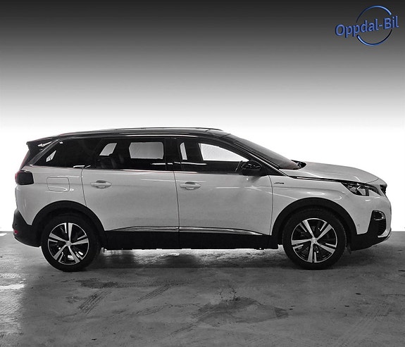 Peugeot 5008 5 of 5