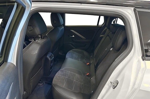 Opel Astra 7 of 24