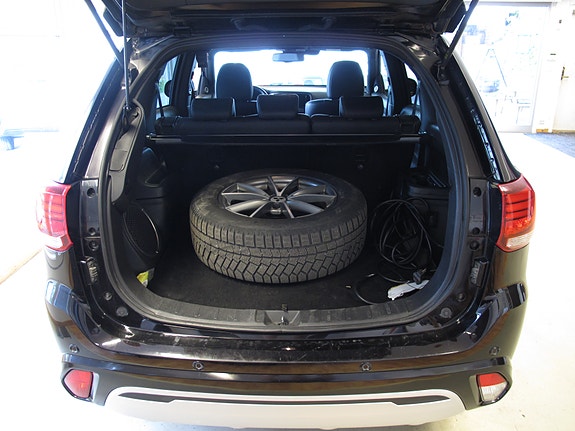 Mitsubishi Outlander 8 of 17