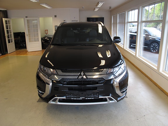 Mitsubishi Outlander 3 of 17