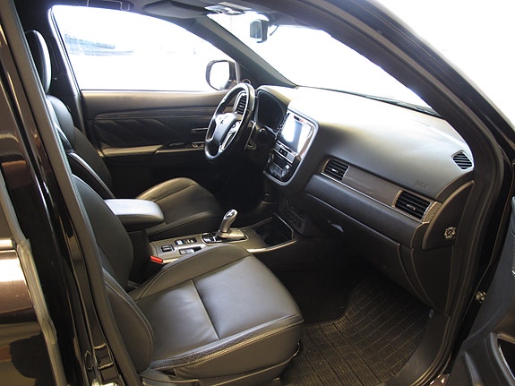 Mitsubishi Outlander 15 of 17