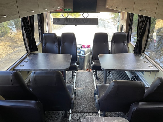 MAN R08 Camping. 11 of 19