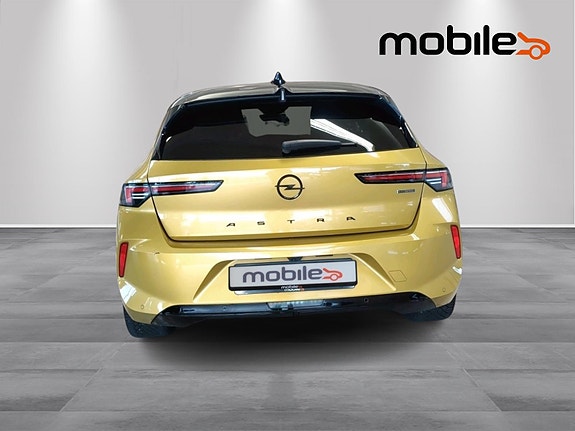 Opel Astra 4 of 5
