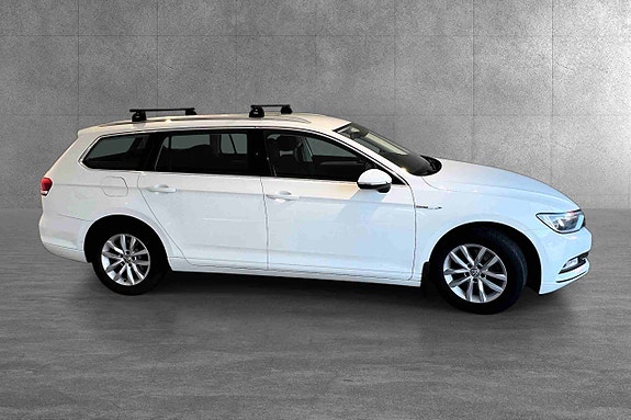 Volkswagen Passat 4 of 5