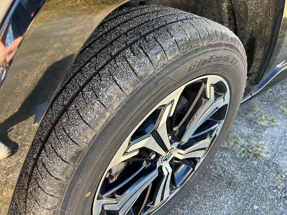 Toyota RAV4 7 of 13