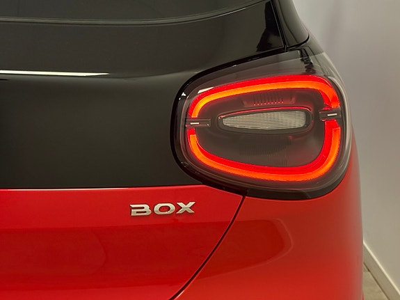 Dongfeng Box 7 of 26