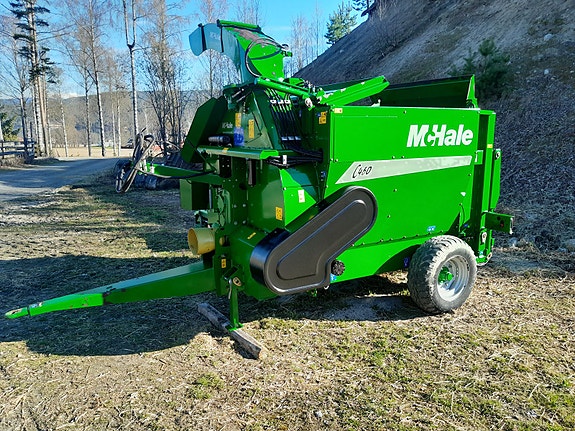 Mchale C460 Halmblåser/ fôrutlegger.