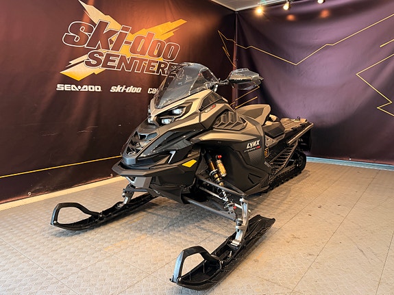 Lynx Xterrain RE 900 ACE Turbo R