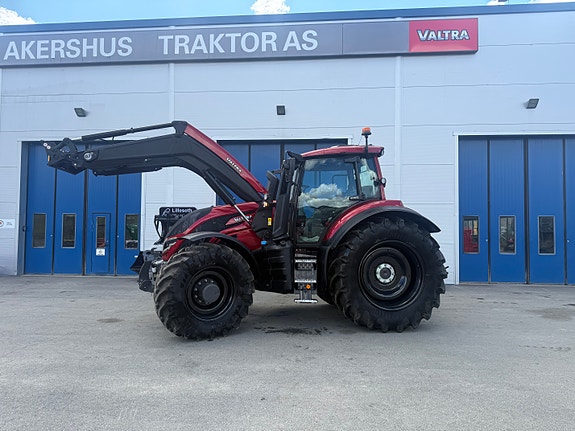 Valtra T235D Topputstyrt Demo-traktor | Som ny – klar for levering!