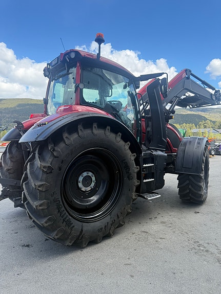 Valtra T235D Topputstyrt Demo-traktor | Som ny – klar for levering! 2026, kr 2 475 000,-