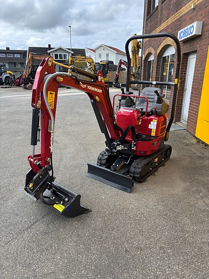 Yanmar Vio12-2A 4 of 7