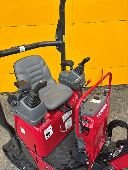 Yanmar Vio12-2A 5 of 7