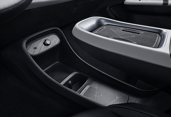 Dongfeng Box 17 of 22