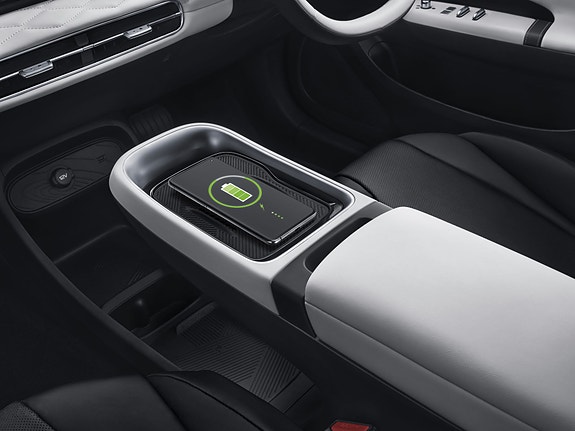 Dongfeng Box 19 of 22