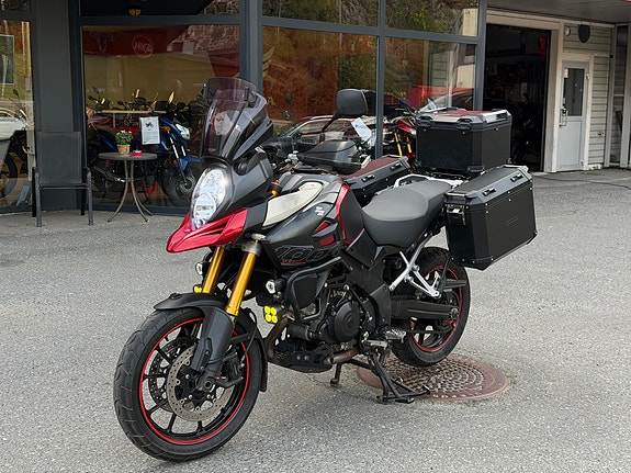 Suzuki DL 1000 V-Strom 3 of 5