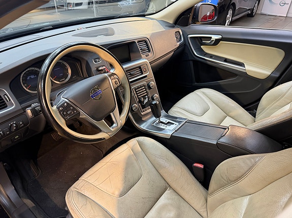 Volvo S60 9 of 22