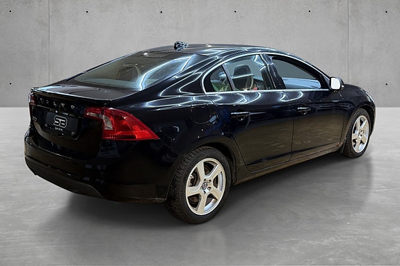 Volvo S60 6 of 22