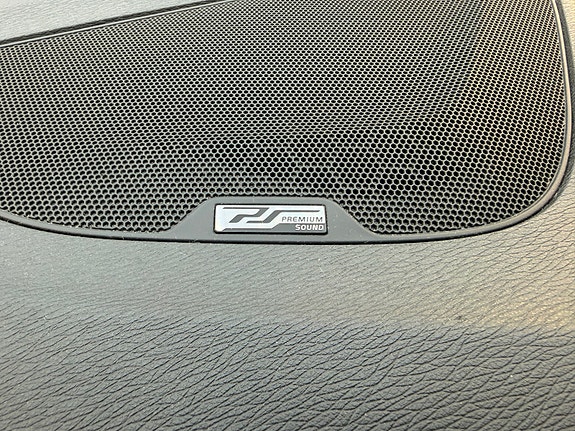 Volvo S60 14 of 22
