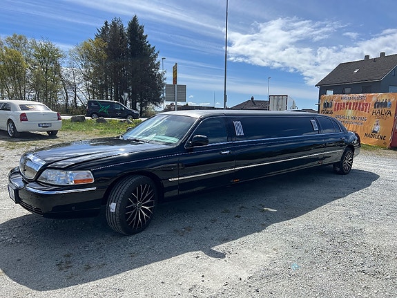 Lincoln Town Car