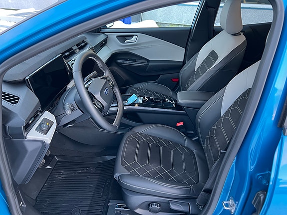 Ford Puma 12 of 17