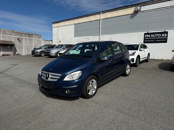 Mercedes-Benz B180