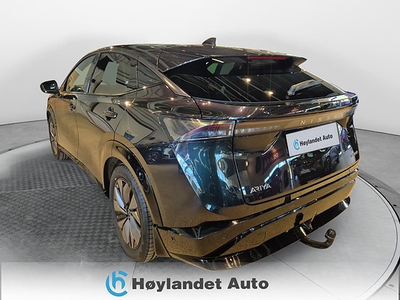 Nissan Ariya 3 of 5
