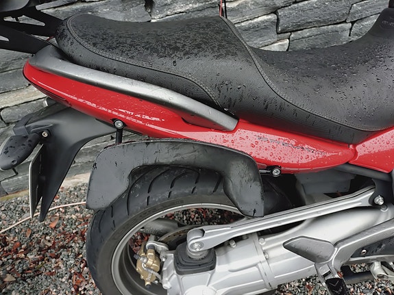 Moto Guzzi Breva 850 9 of 15