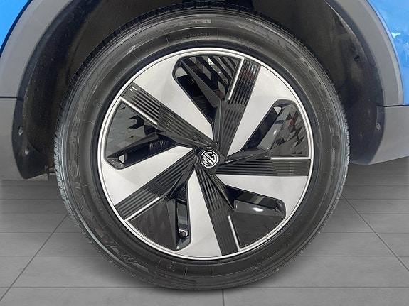 MG ZS EV 9 of 15